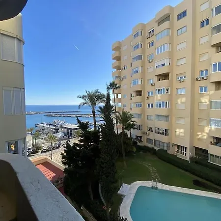 Newly Renovated, Sea View + Walk To Rdr381 Lägenhet *