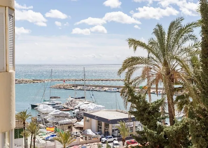 Newly Renovated, Sea View + Walk To Rdr381 Appartement