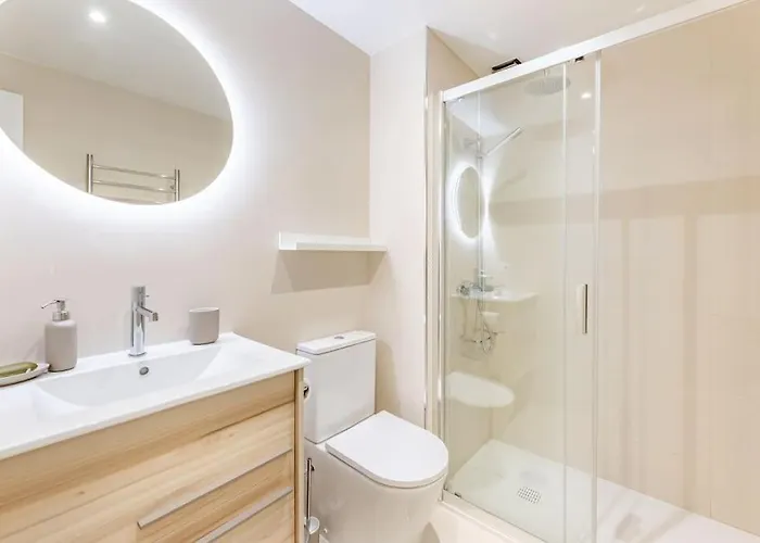 Newly Renovated, Sea View + Walk To Rdr381 Apartamento